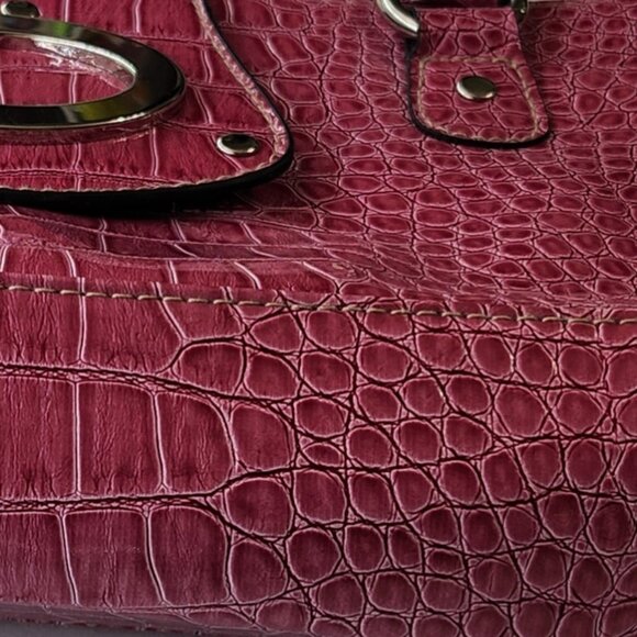 Y2K Pink Faux Croc Print Handbag With Buckle Feature - Picture 4 of 9